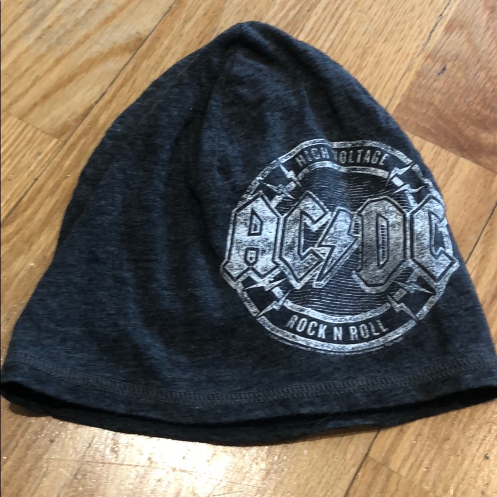 New AC/DC baby boy beanie from H&M